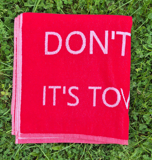 Towelday - das ultimative Handtuch für alle Fans von "Per Anhalter durch die Galaxie"